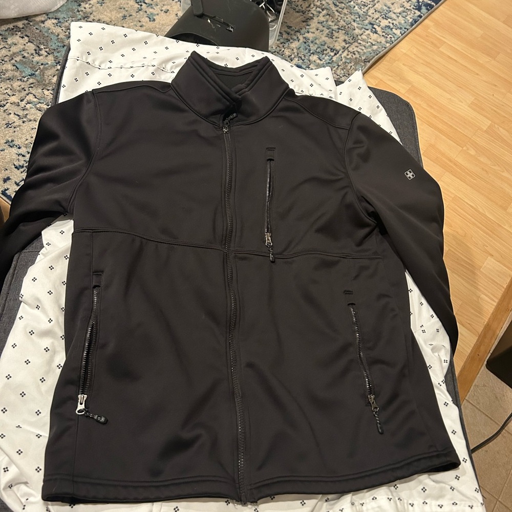 Swiss tech wind breaker